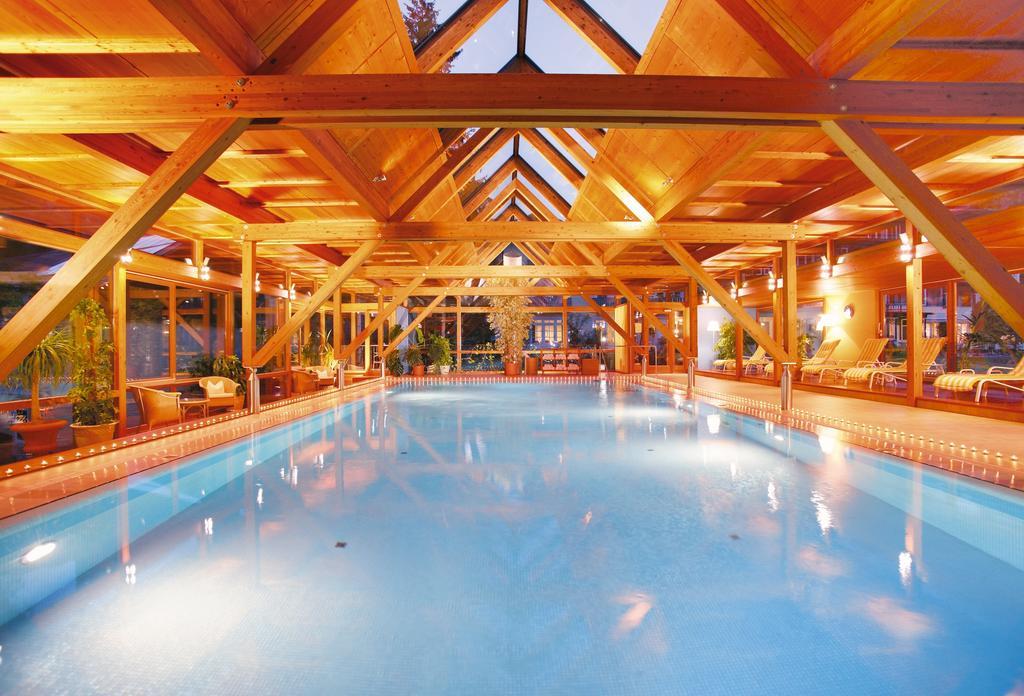 Hotel Hollweger Санкт Гильген Экстерьер фото