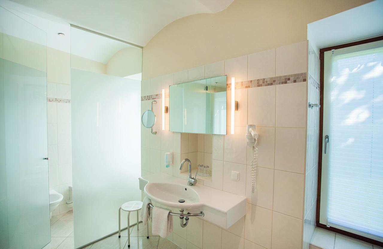 Hotel Hollweger Санкт Гильген Экстерьер фото